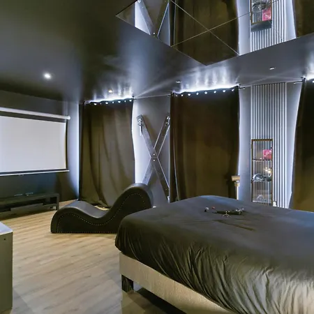 Cinquante Nuances Ponotes Апартаменты Le Puy-en-Velay